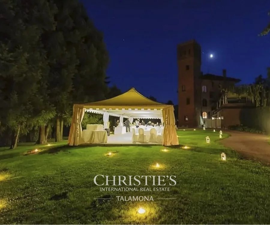 Schloss in Cavallirio, Piemont, Italien 4 - 16392144