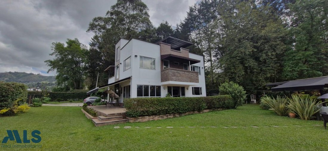 Finca in Guarne, Guarne, Colombia 1 - 17039817