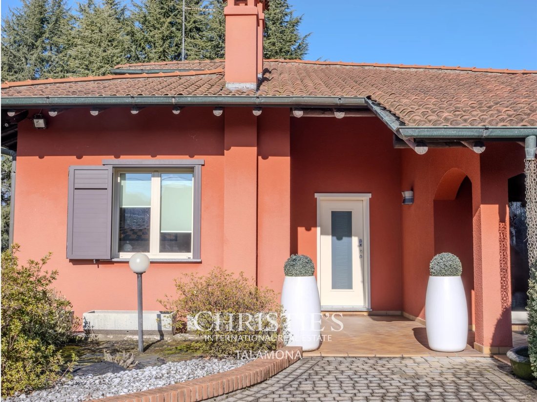 Villa in Dormelletto, Piedmont, Italy 2 - 17039624
