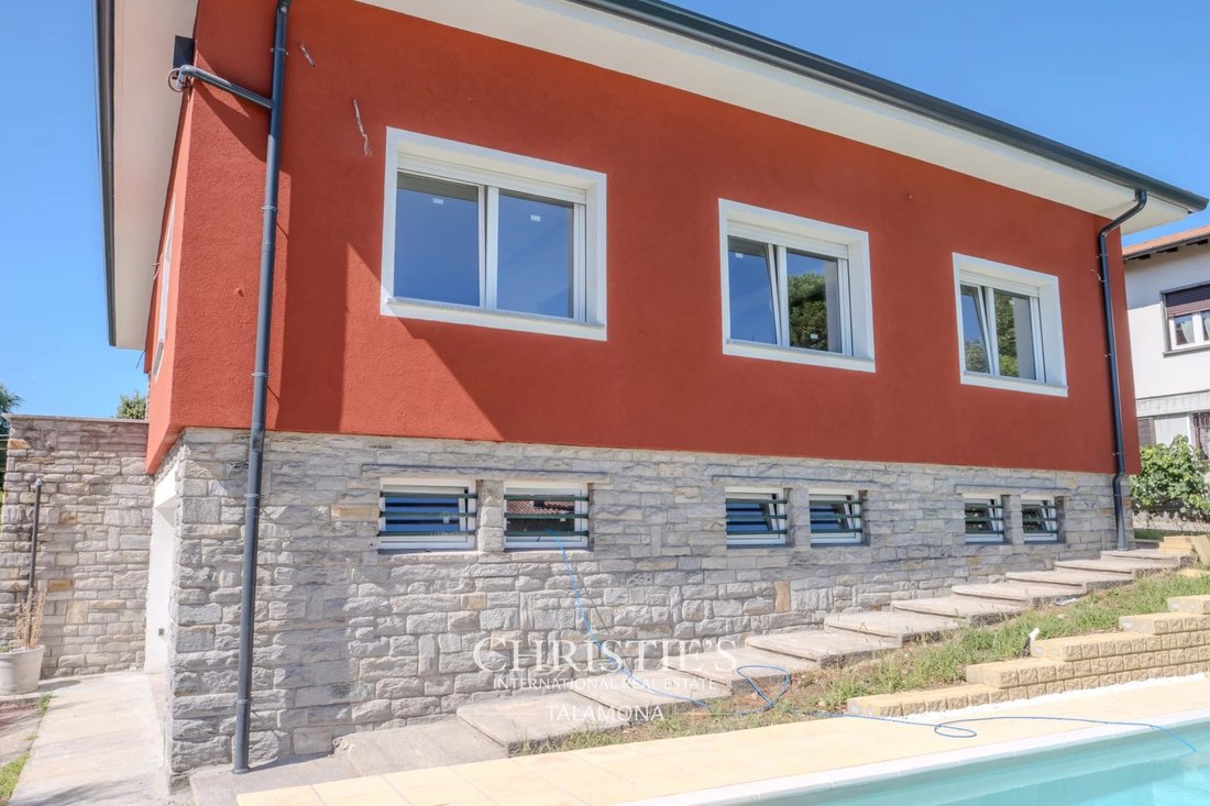Villa in Casbeno, Varese, Lombardy 5 - 16496001