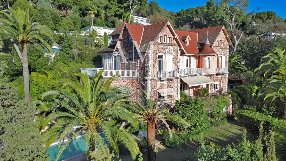 House in Cannes, Provence-Alpes-Côte d'Azur, France 1 - 16993659