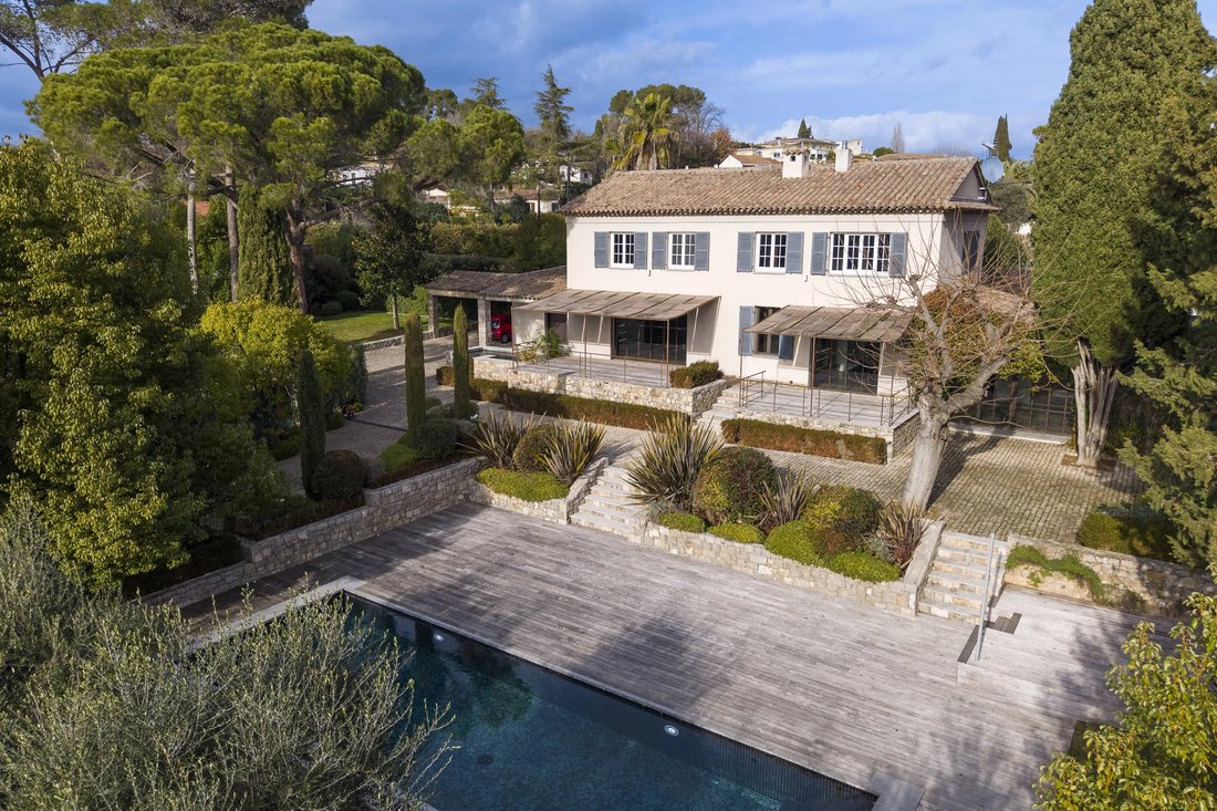 Villa in Mougins, Provence-Alpes-Côte d'Azur, France 4 - 17039955