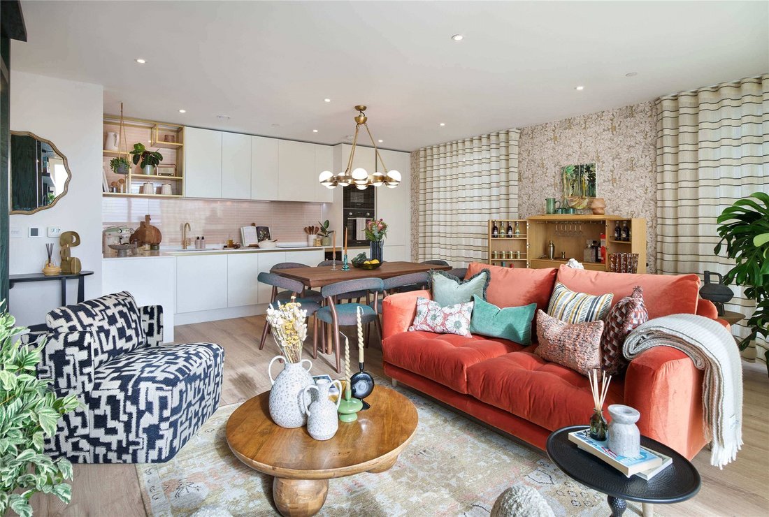 Apartment in Alperton, Brent, England 2 - 15899248