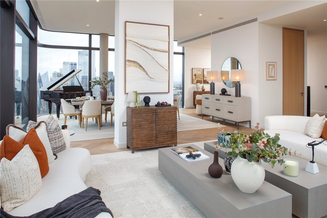 Apartment in EC2, Islington, England 5 - 15899161