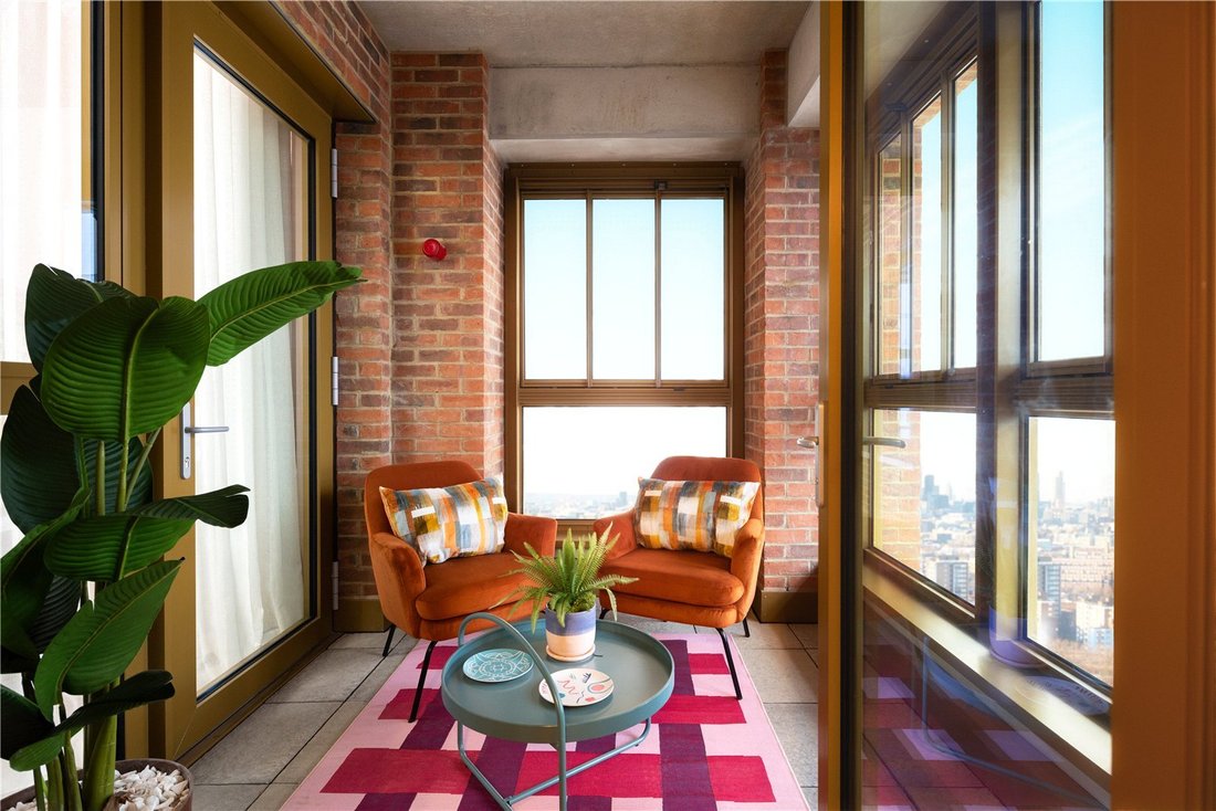 Apartment in Peckham, Southwark, England 1 - 15899147