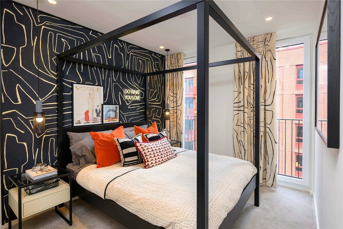 Apartment in Poplar, Tower Hamlets, England 4 - 15899208