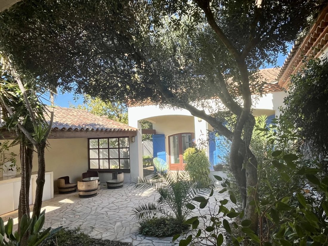 Villa in Port Ariane-Vasque-Fontvin-Périphérie, Lattes, France 5 - 17039203