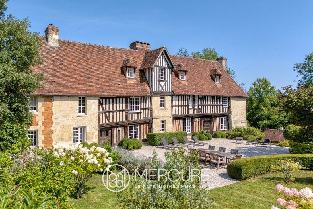 Estate in Livarot-Pays-d'Auge, Normandy, France 1 - 16119480
