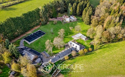 Estate in ZAC-Centre Ville, Dives-sur-Mer, France 1
