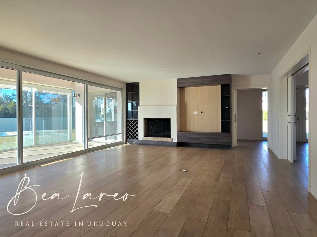 House in Montevideo, Departamento de Montevideo, Uruguay 4 - 17041733
