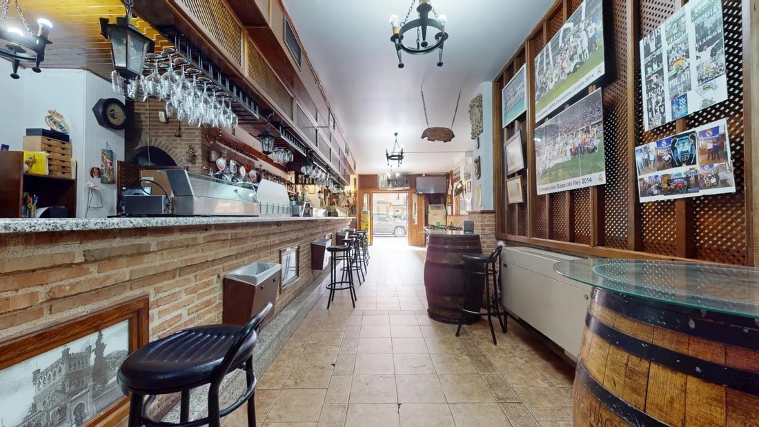 Villa in Distrito I, Alcala de Henares, Spain 2 - 15415758