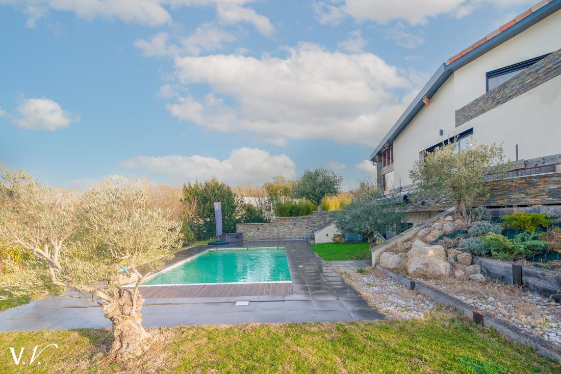 House in Flourens, Occitania, France 1 - 17043139