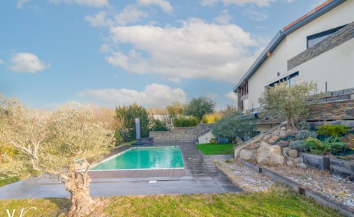 House in Flourens, Occitania, France 1