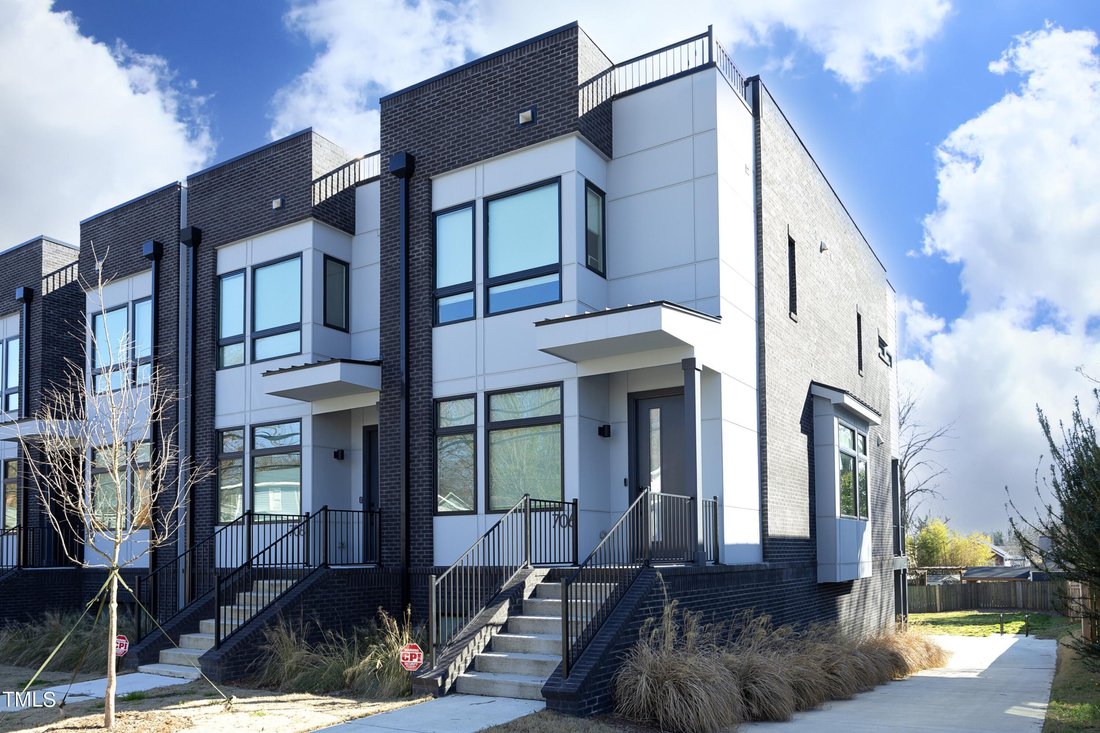 Townhouse in Raleigh, North Carolina, United States 1 - 17041879