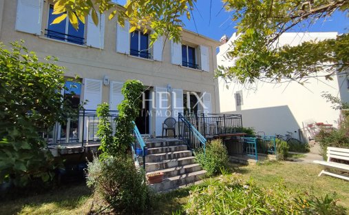 Casa a Saint Nicolas, Maisons-Laffitte, Francia 1