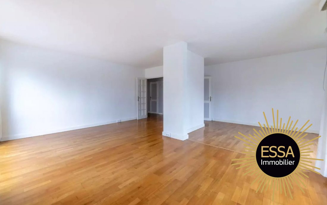 Apartment in Le Chesnay, Le Chesnay-Rocquencourt, France 2 - 16942152