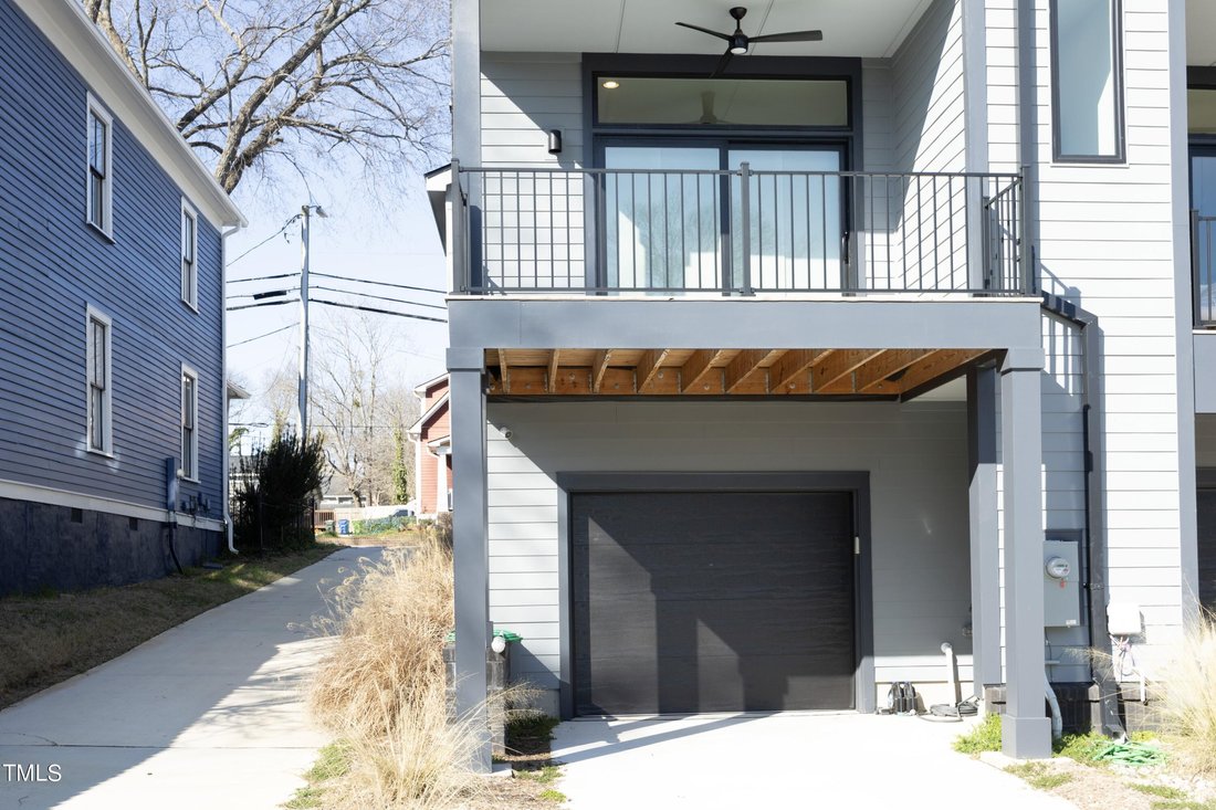 Townhouse in Raleigh, North Carolina, United States 4 - 17041879