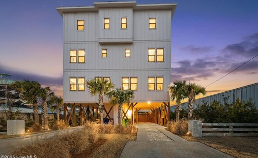 Townhouse in Carolina Beach, North Carolina, United States 1
