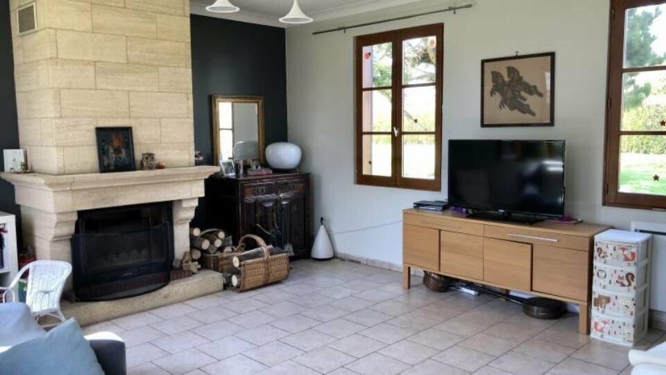 Estate in Saint-Jacques-sur-Darnetal, Normandy, France 3 - 17043043