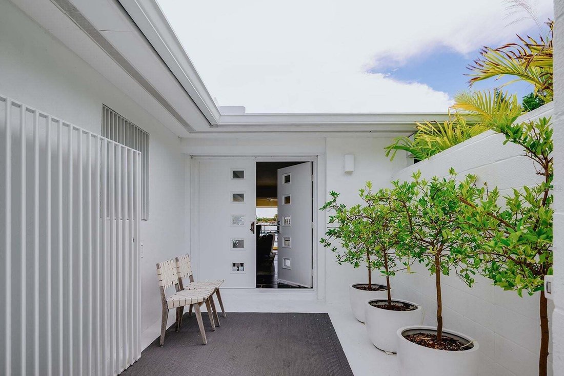 House in St. Pete Beach, Florida, United States 2 - 17042779
