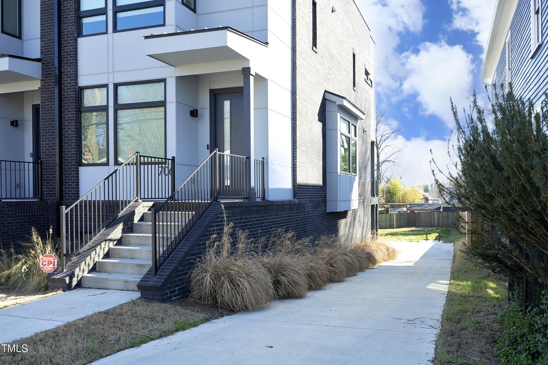 Townhouse in Raleigh, North Carolina, United States 2 - 17041879