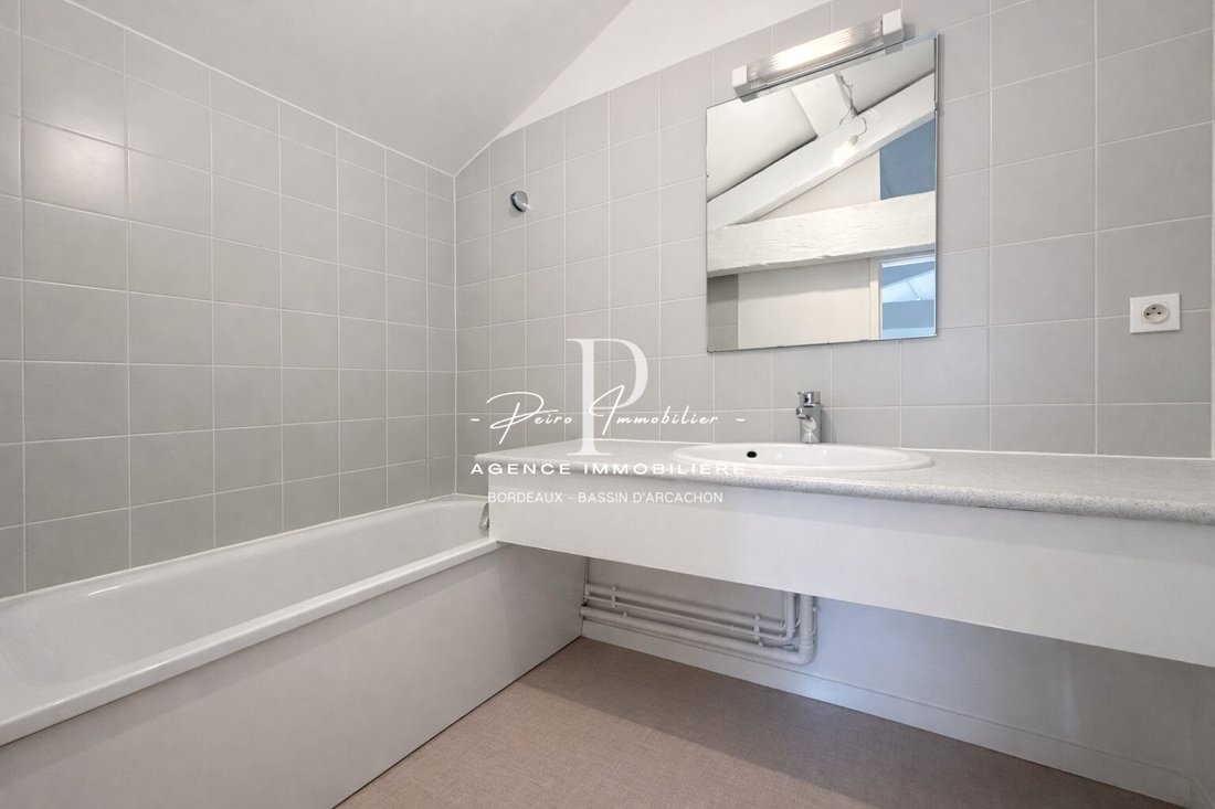 Apartment in Saint Bruno-Saint Augustin, Bordeaux, France 5 - 15702529