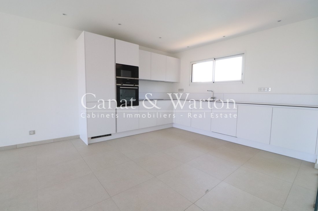 Villa in Sud, Cavalaire-sur-Mer, France 5 - 17042959