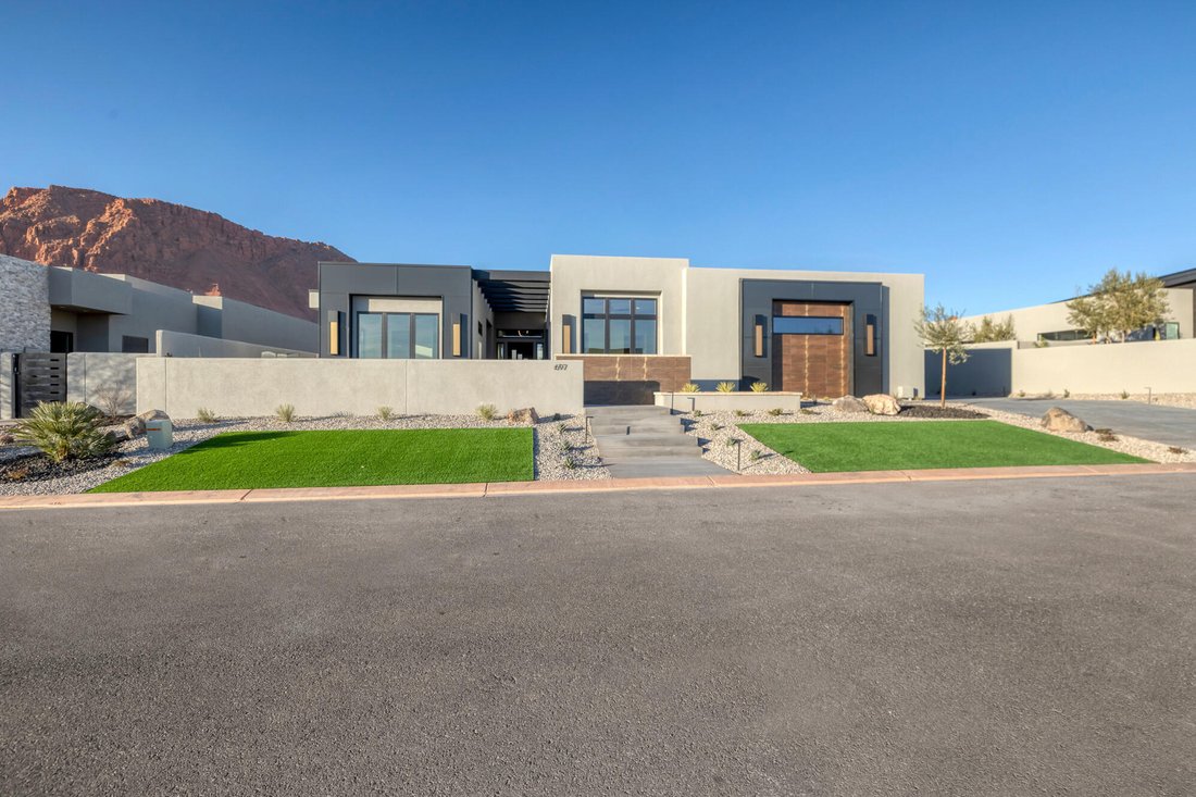 House in Ivins, Utah, United States 2 - 17043928