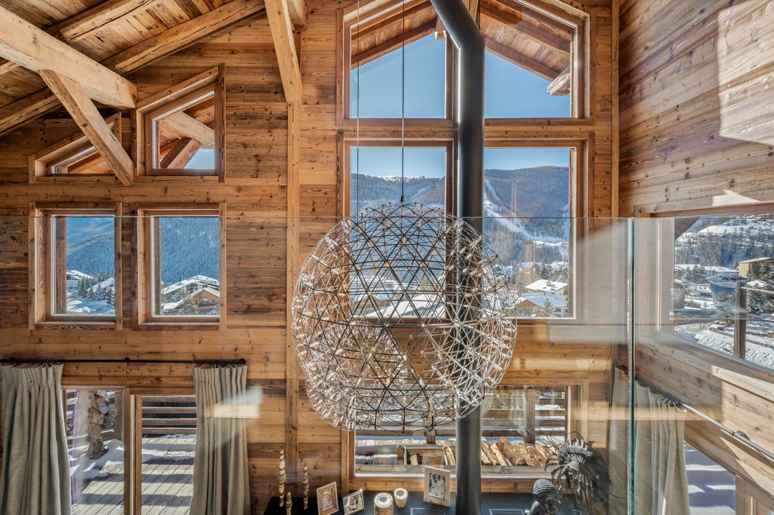 Chalet in Saint-Etienne-de-Tinée, Provence-Alpes-Côte d'Azur, France 2 - 16838348