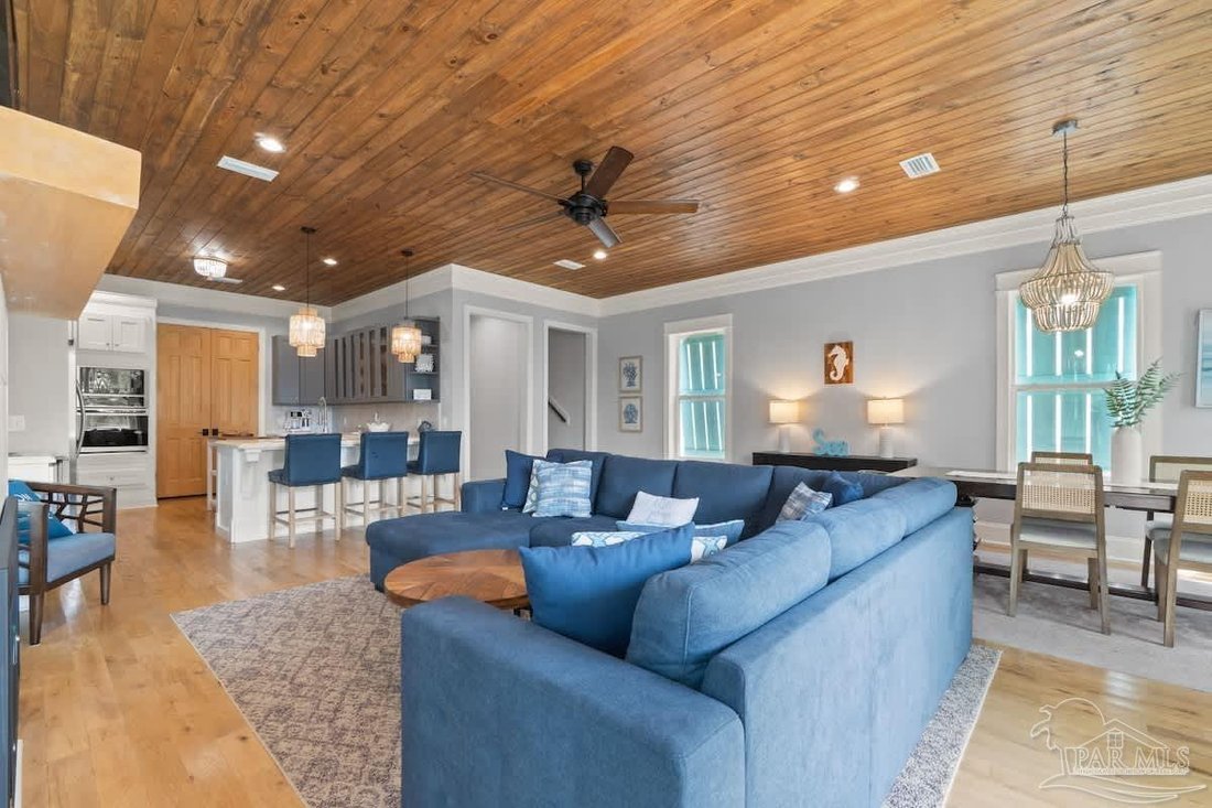Condo in Pensacola, Florida, United States 5 - 17042744