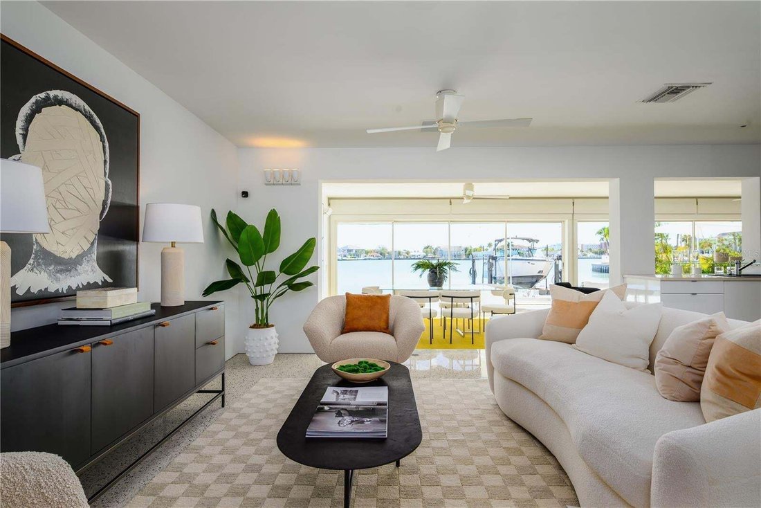 House in St. Pete Beach, Florida, United States 4 - 17042779