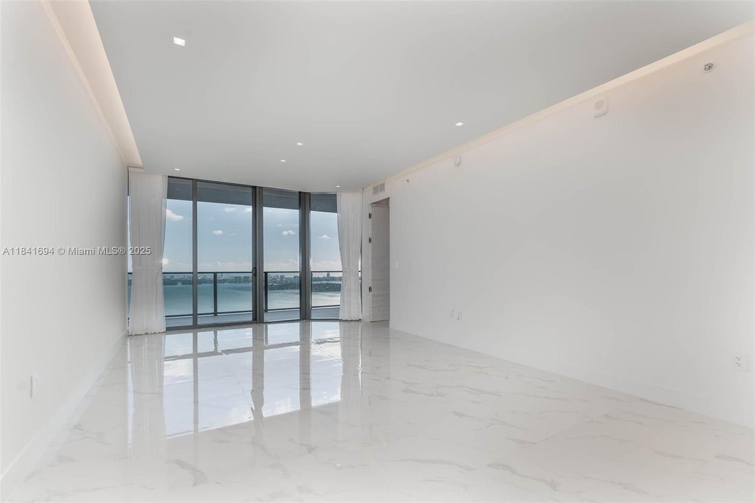 Condo in Miami, Florida, United States 5 - 17042108