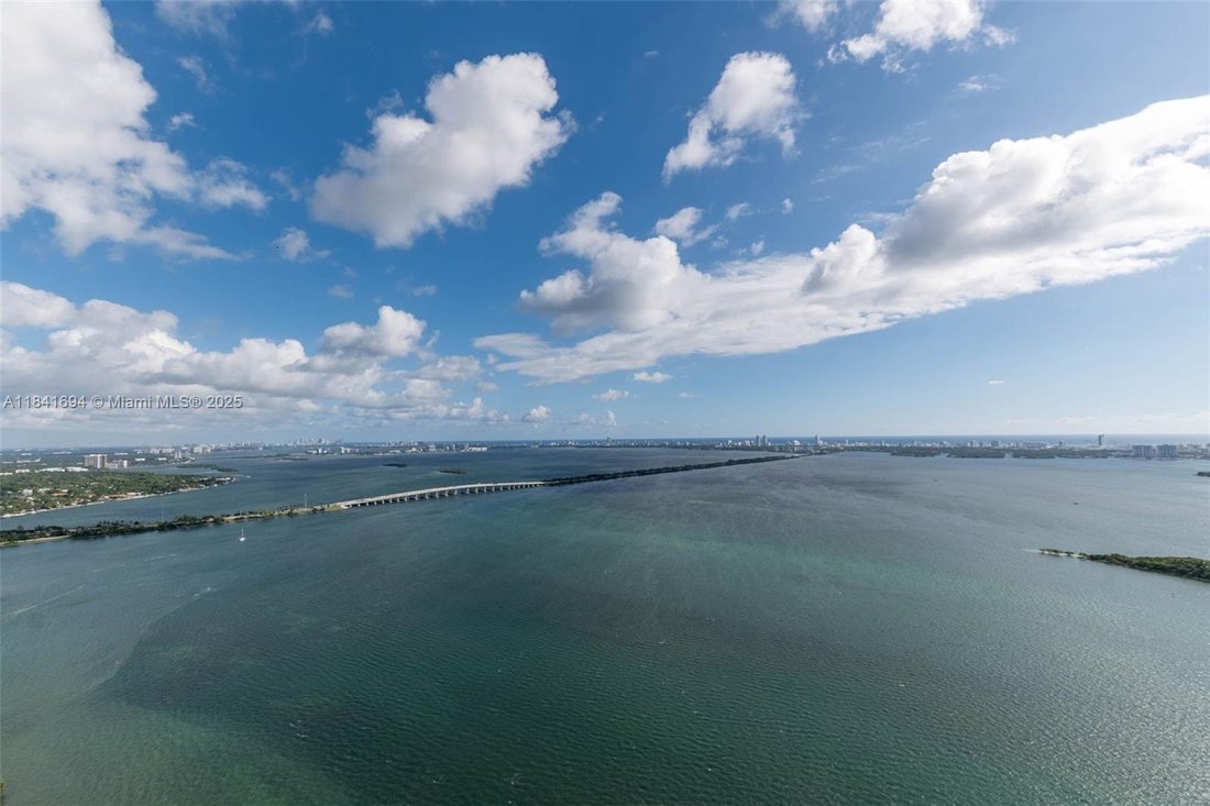 Condo in Miami, Florida, United States 1 - 17042108