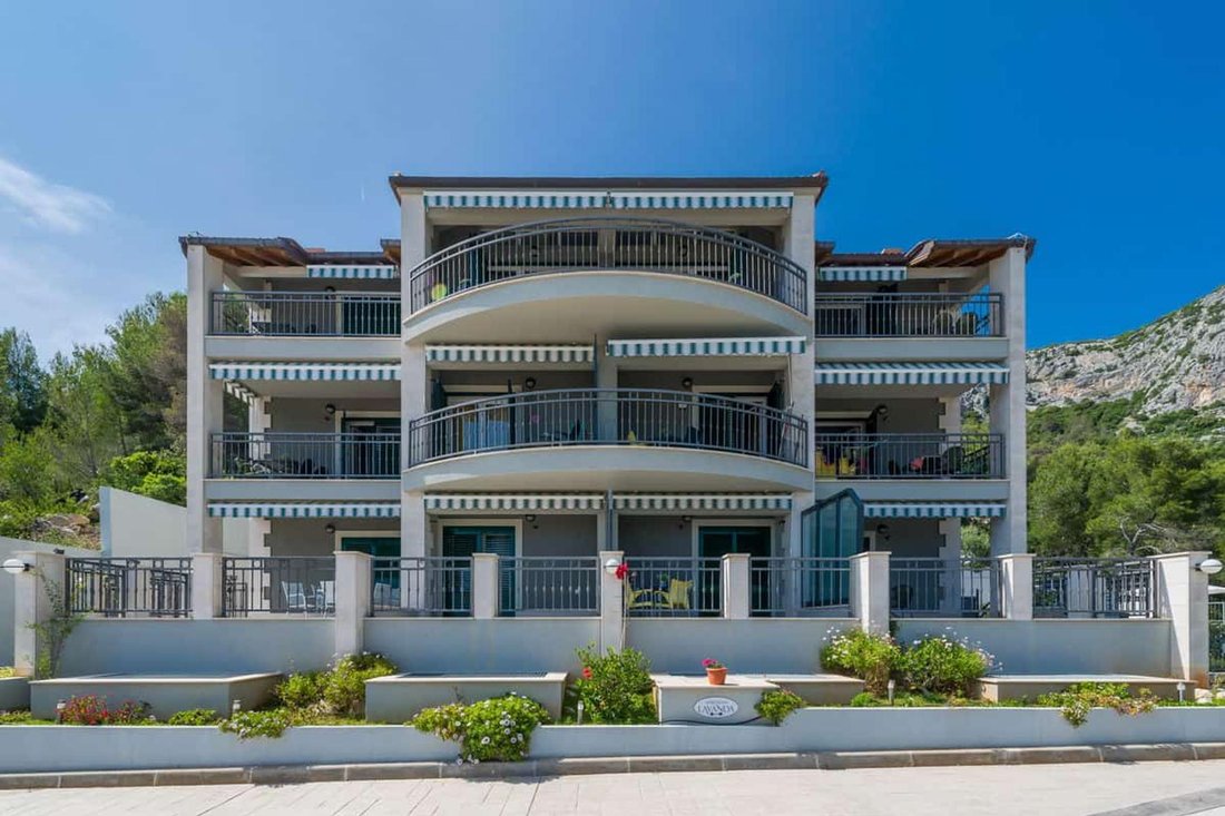 Villa in Milna, Split-Dalmatia County, Croatia 1 - 17043709