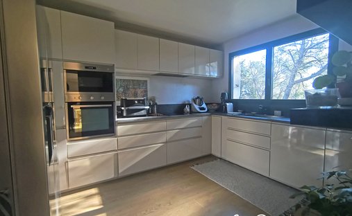 Château 1330 M² Sur 13 Ha Proximité Nimes