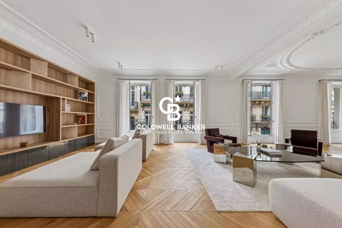 Apartment in Chaillot, Paris 16e Arrondissement, Paris 3 - 17043685