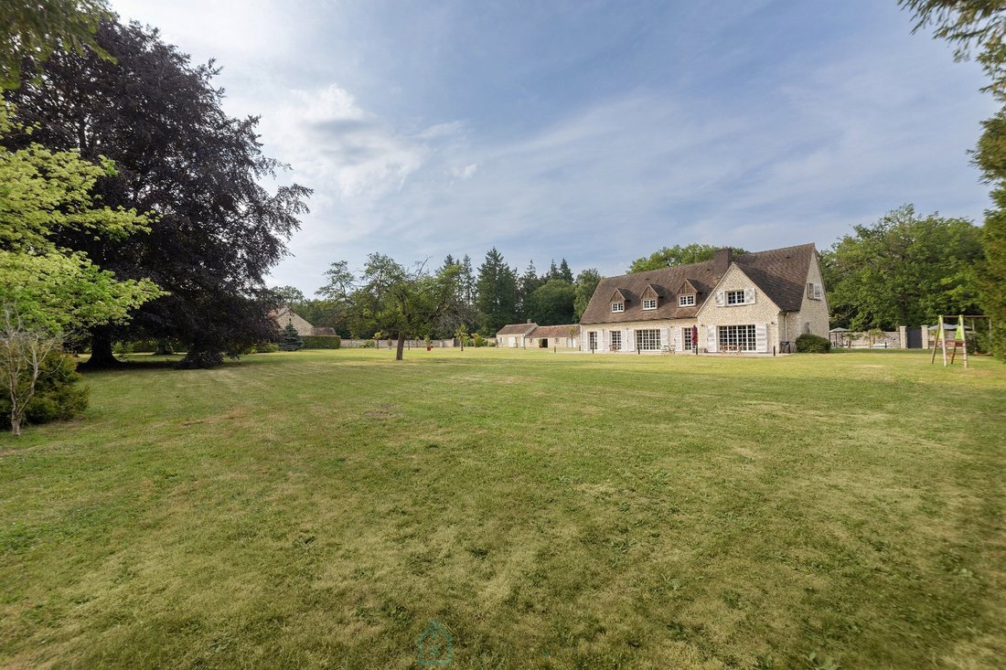 Estate in Champcueil, Ile-de-France, France 2 - 17043784