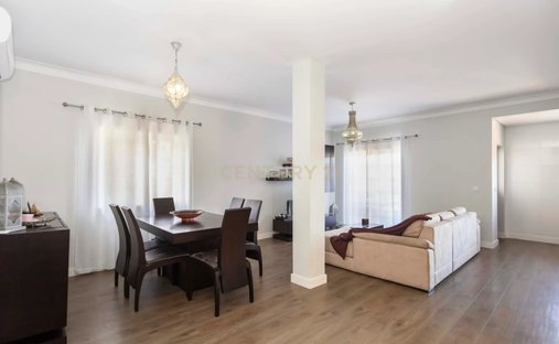 Villa in Gambia-Pontes-Alto da Guerra, Setubal, Portugal 1