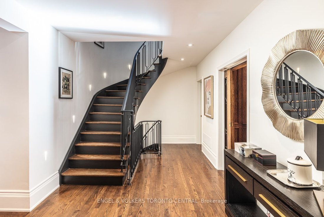 House in Toronto, Ontario, Canada 3 - 17043265