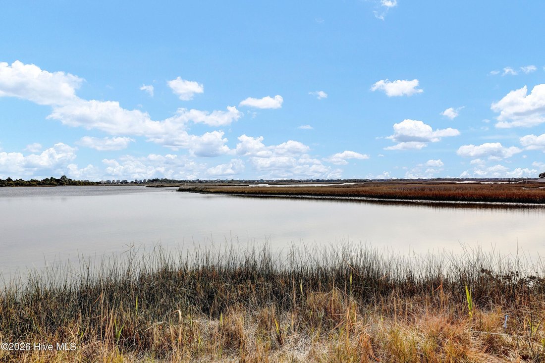 House in Surf City, North Carolina, United States 4 - 17040090