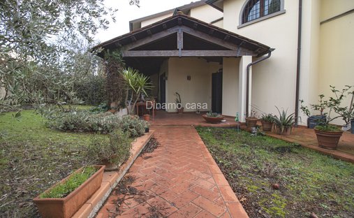 Villa in Poggio a Caiano, Tuscany, Italy 1