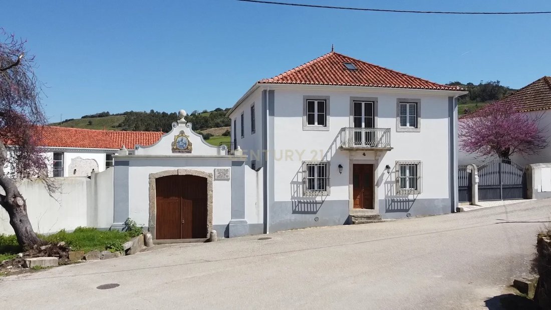 Villa in Sapataria, Lisbon, Portugal 2 - 15577062