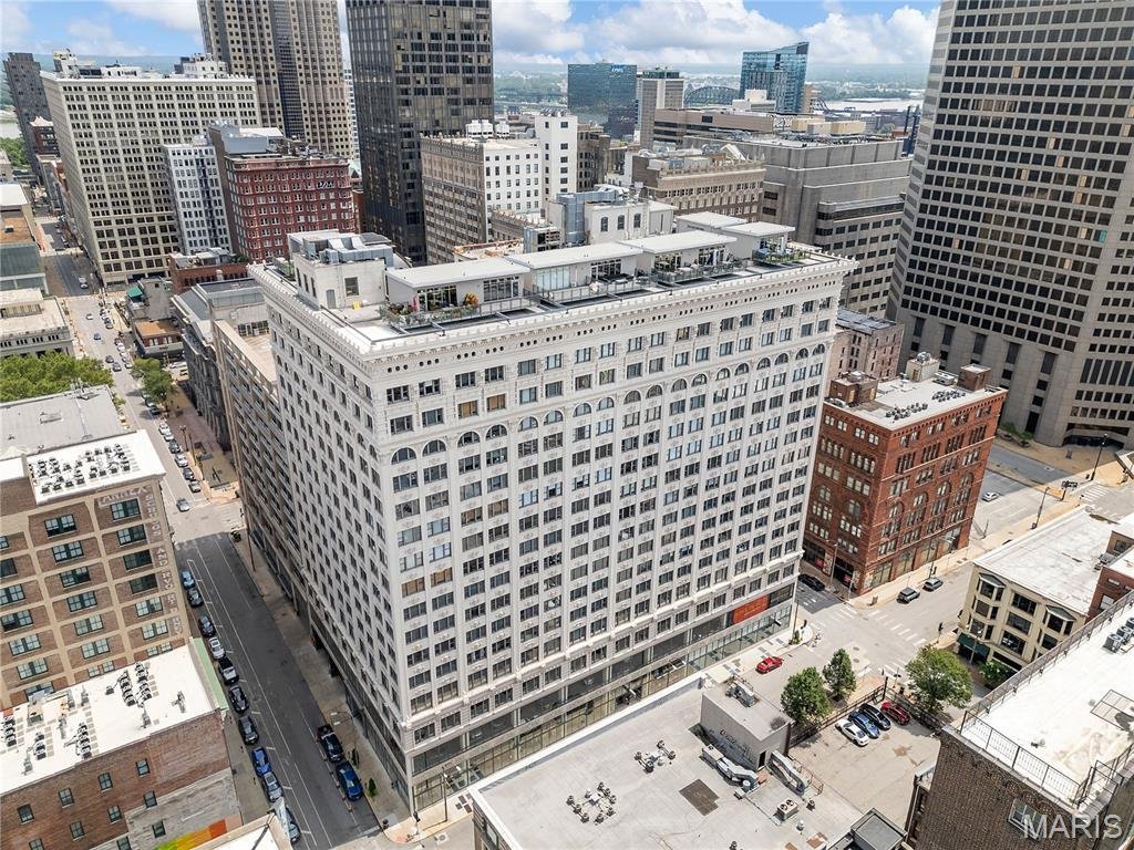 St. Louis, Missouri, United States 1 - 17042201