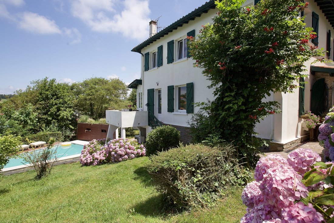House in Sainte Barbe-Lac, Saint-Jean-de-Luz, France 2 - 17044847