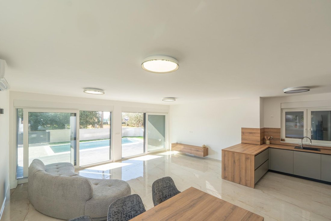 Villa in Privlaka, Zadar County, Croatia 3 - 17043672