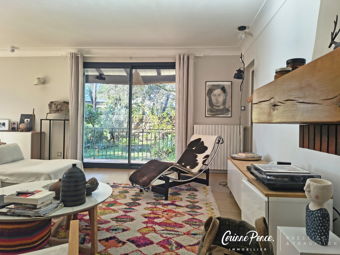 Villa in Camplanier, Nimes, France 4 - 17043150