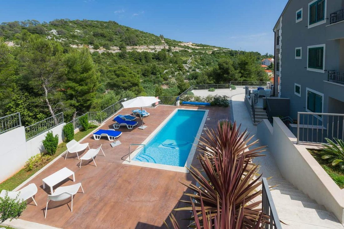 Villa in Milna, Split-Dalmatia County, Croatia 4 - 17043709