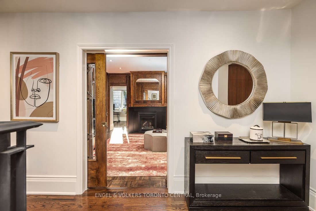House in Toronto, Ontario, Canada 4 - 17043265