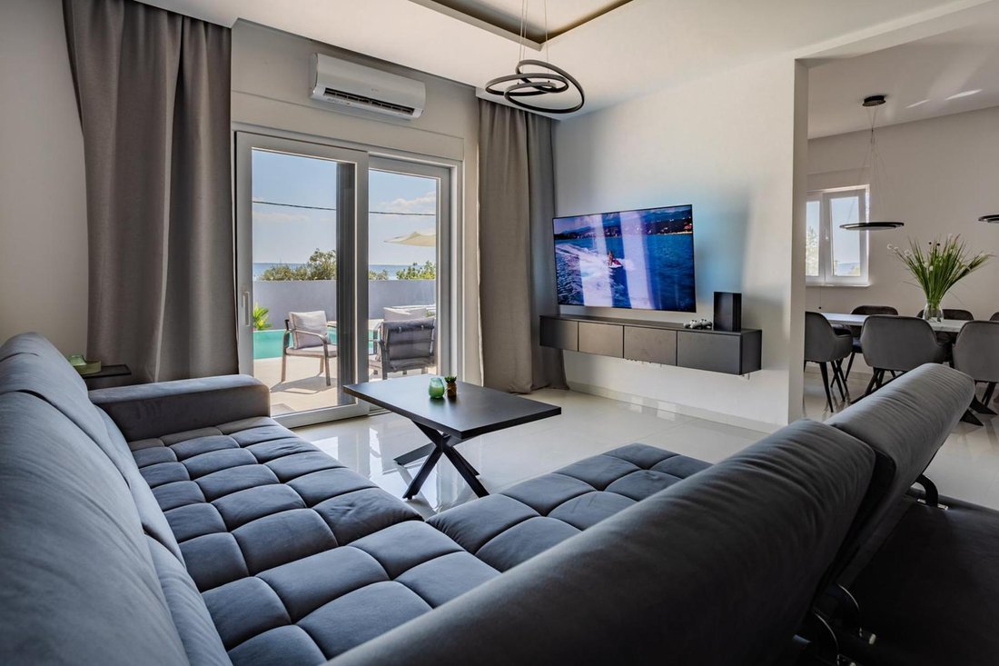 Villa in Maslenica, Zadar County, Croatia 2 - 17043696