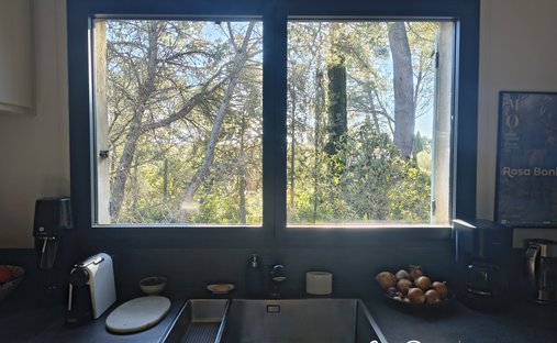 Château 1330 M² Sur 13 Ha Proximité Nimes